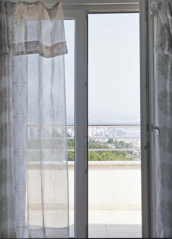 Peachy House Apartment Rijeka Ruang foto