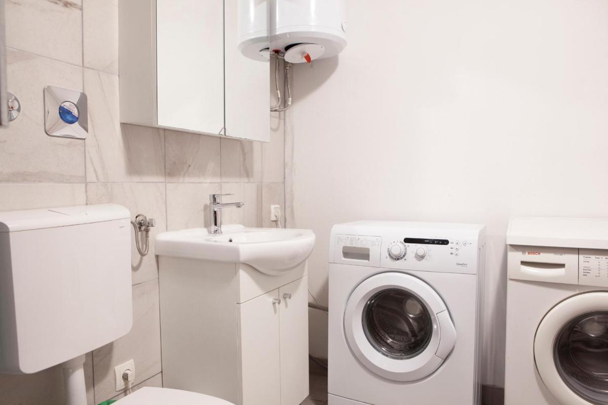 Peachy House Apartment Rijeka Bagian luar foto