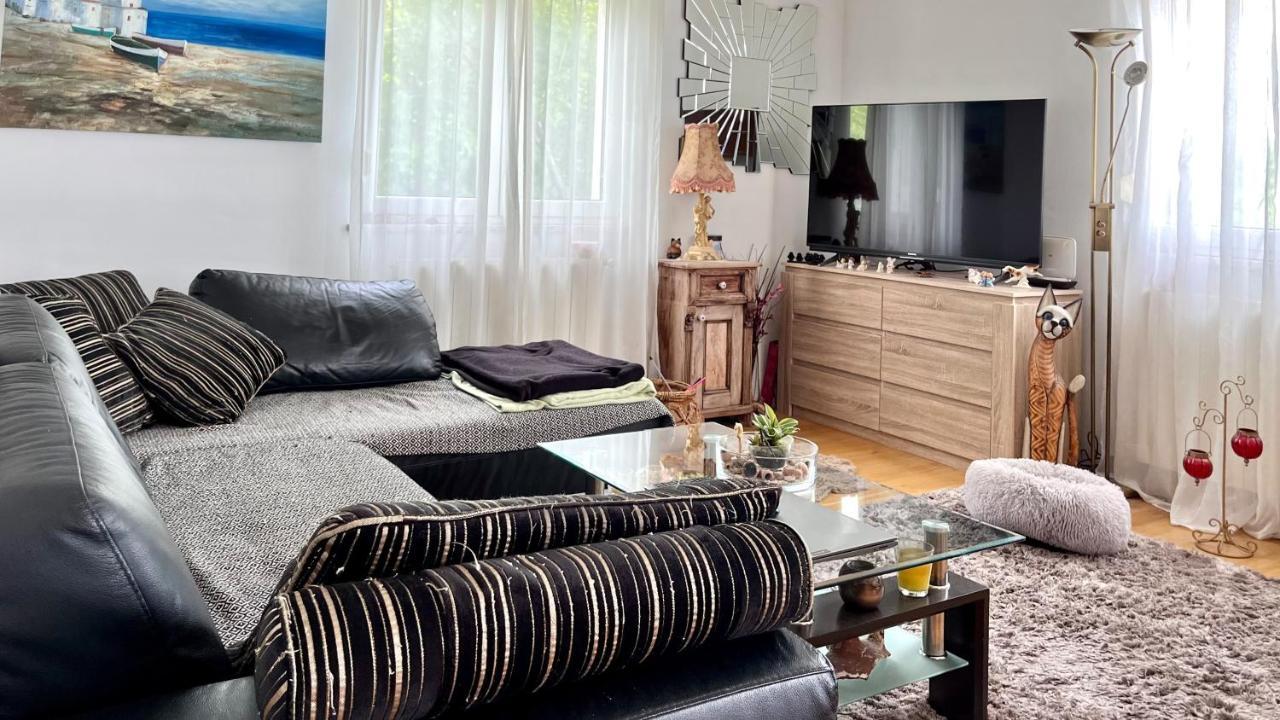 Peachy House Apartment Rijeka Bagian luar foto