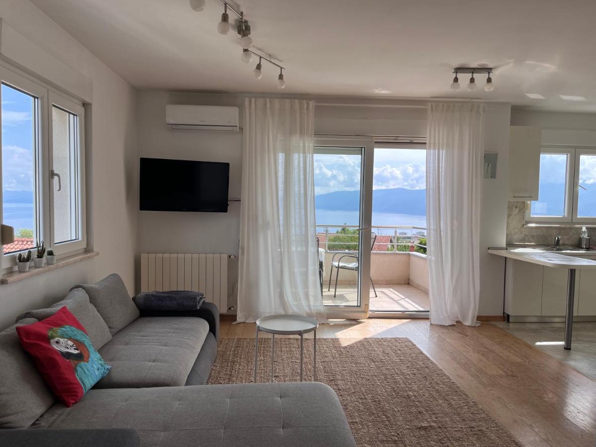 Peachy House Apartment Rijeka Bagian luar foto