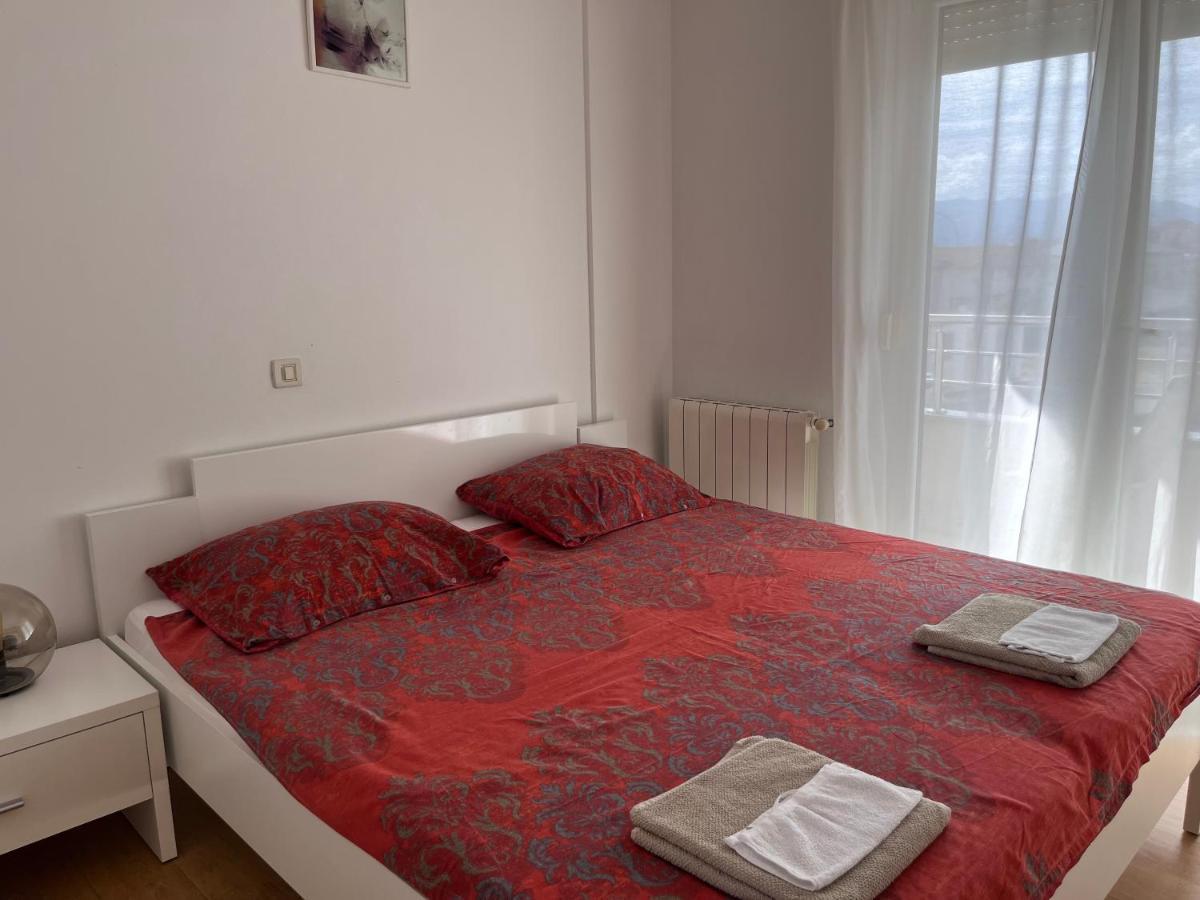 Peachy House Apartment Rijeka Bagian luar foto