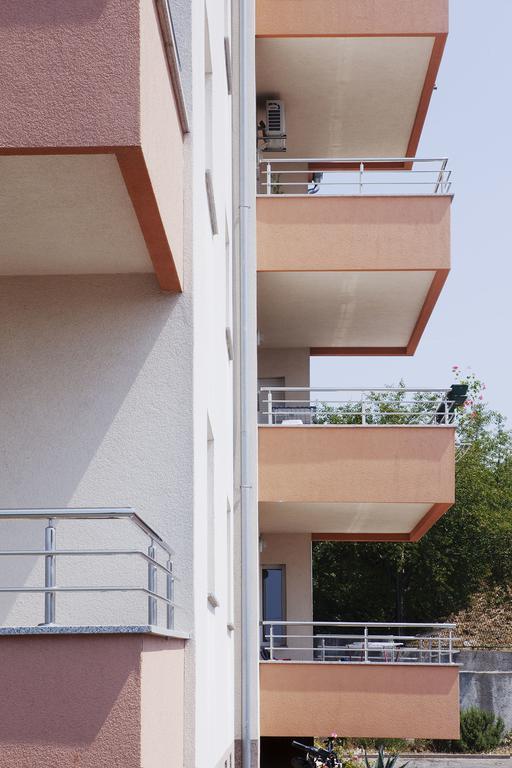 Peachy House Apartment Rijeka Ruang foto
