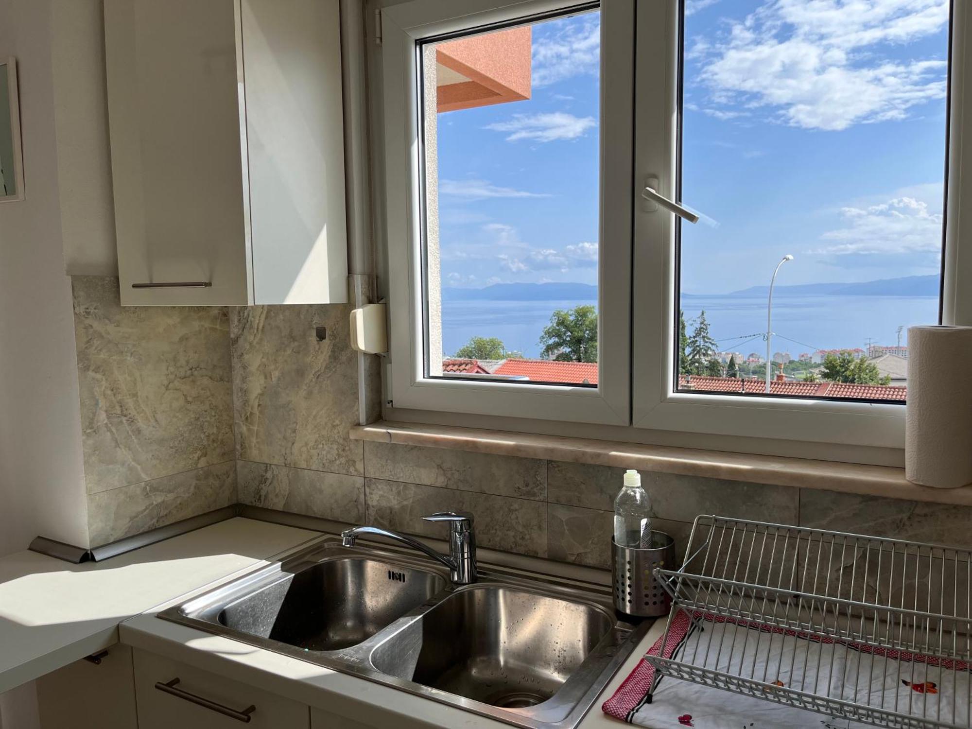 Peachy House Apartment Rijeka Bagian luar foto