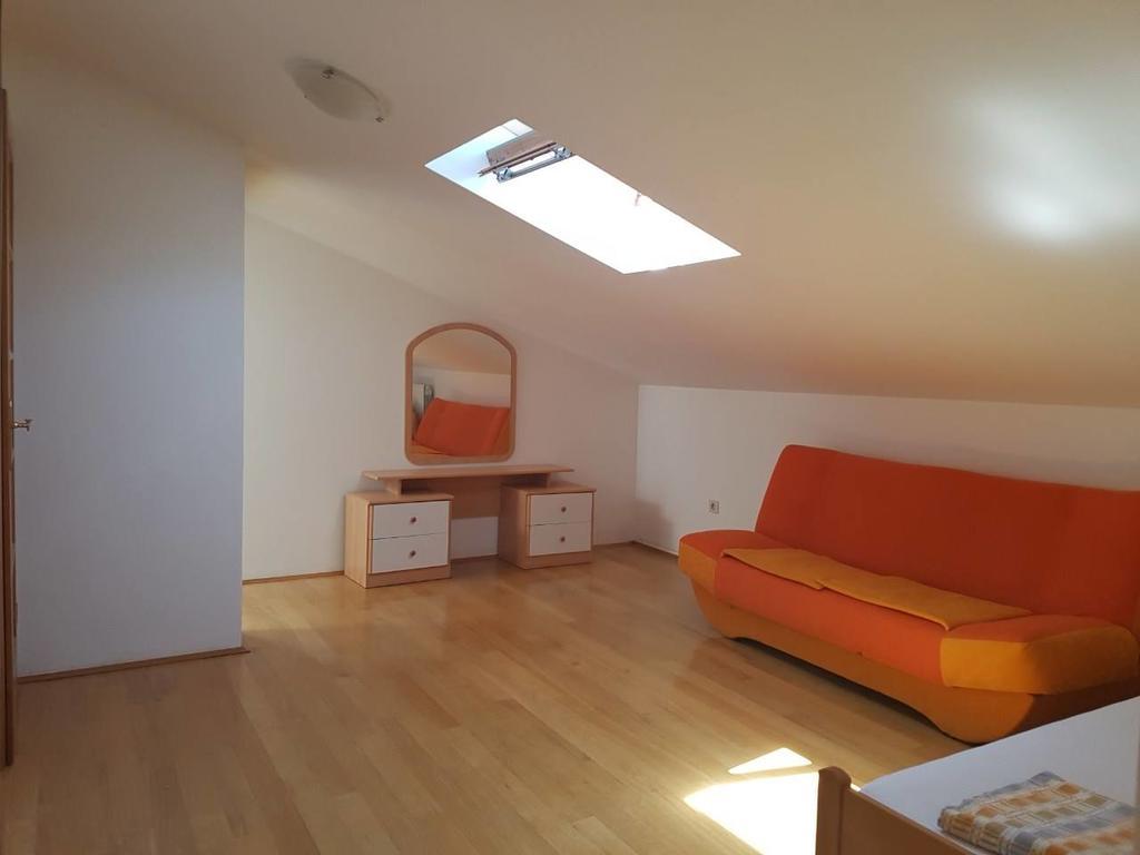 Peachy House Apartment Rijeka Bagian luar foto